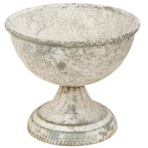 daiktų Dekoratyvinė trofėjinė metalinė taurė iš antikvarinės Ø12cm A10,5cm 2vnt.