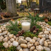 daiktų Upių akmenukai natūralus kremas 3-5cm 1kg