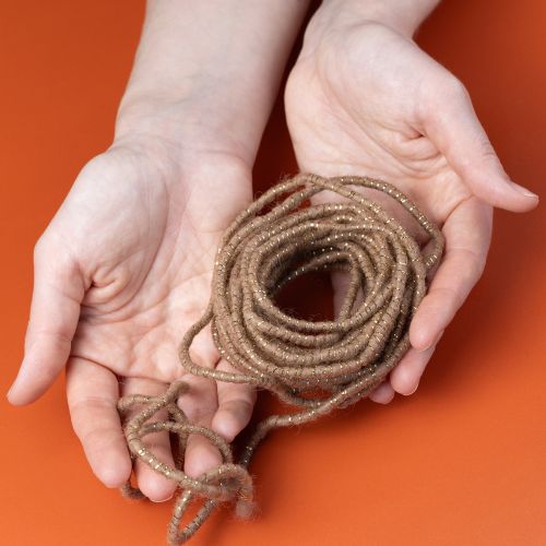 daiktų Ruda vilnonė virvelė su auksiniais siūlais, 5 m x 5 mm su viela, dekoravimui ir rankdarbiams