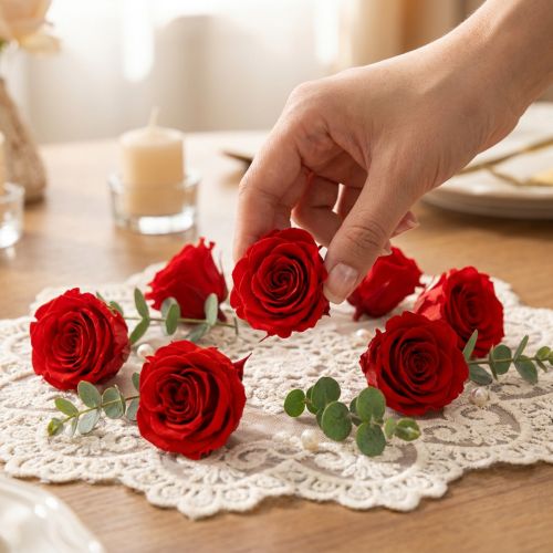 daiktų „Infinity Roses“ tikros gėlės, mini rožių galvutės, raudonos, Ø3cm, 16 vnt.