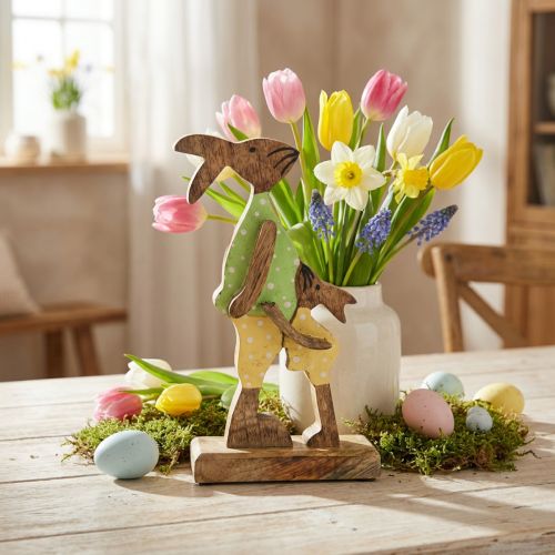 Velykų zuikis su vaikučiu, pavasarinė puošmena iš medžio, triušio tėvas, Velykinė gamta, žalia, geltona H22cm | Floristik24.lt