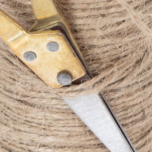 daiktų Siūlų ritė su dekoratyvinėmis žirklėmis Ø6,5 cm, aukštis 15 cm, 2 vnt., vintažinio stiliaus