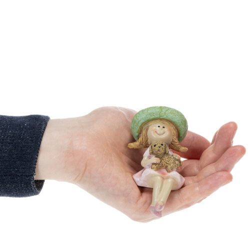 Lentynos prižiūrėtojas Besišypsanti mergina su šuniuku Ø4.5cm A9.5cm | Floristik24.lt