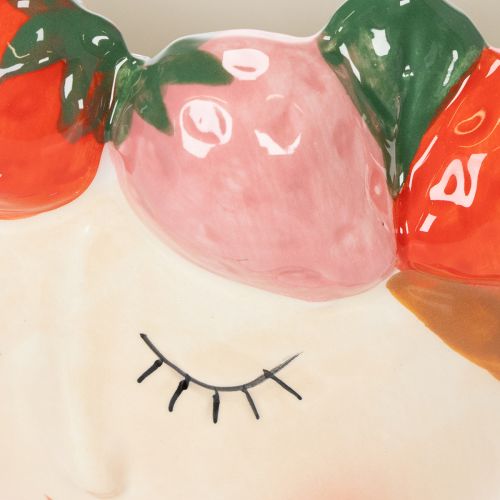 daiktų Mergaitės veidas gėlių vazone su miegančiomis braškėmis, svetainės dekoracija, pavasaris, 13 cm