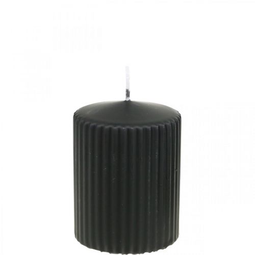 Stulpinės žvakės juoda žvakė su grioveliais 70/90mm 4vnt