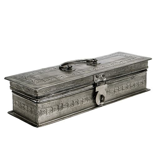 Dėžutė sidabrinė kvadratinė 24cm x 8cm H6cm