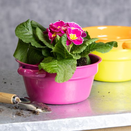 daiktų Metalinis vazonas, originalaus dizaino, skirtas rafinuotoms gyvenamosioms erdvėms ir stilingam dekorui, 17 cm, 3 dalys