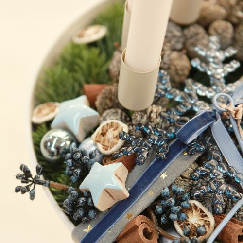 Metalinė žvakidė ant pagaliuko, smėlio spalvos, aukštis 11 cm, 4 vnt. | Floristik24.lt