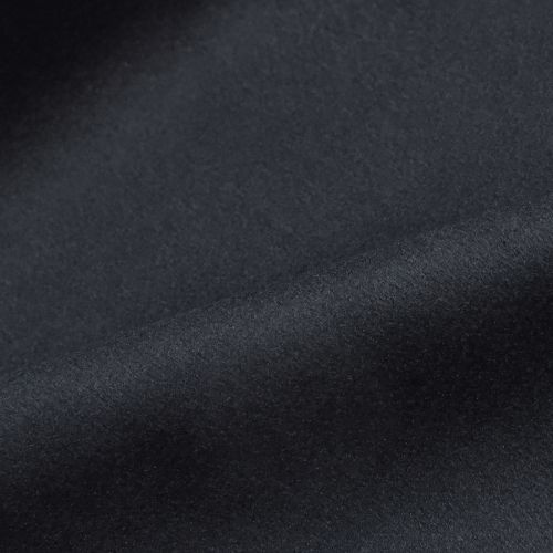 daiktų Aksominė stalo bėgika juoda, blizgus dekoratyvinis audinys, 28×270cm - elegantiška stalo bėgika šventinėms progoms