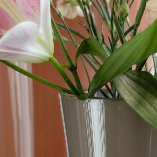 daiktų Vaza „Fizzy“ Ø16cm A27cm platinos pilka 1 vnt.