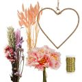 Floristik24 „Pasidaryk pats“ dėžutės širdelės puošimo kilpa su bijūnais ir džiovintomis gėlėmis rožinė 33 cm