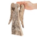 Angelo figūrėlė, pagaminta iš medžio su beržo žieve, 30 cm | Floristik24.lt