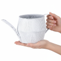 Dekoratyvinis metalinis ąsotis, baltas, vintažinio „shabby chic“ stiliaus, 28 cm | Floristik24.lt